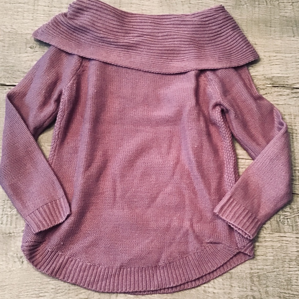 SOLD!!  Cable knit sweater - Picture 2 of 2